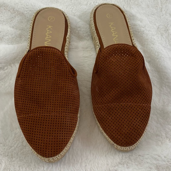 KAANAS Slip On Sedona Perforated Mule Espadrille Size 7 Rust Brown Suede - Picture 7 of 8